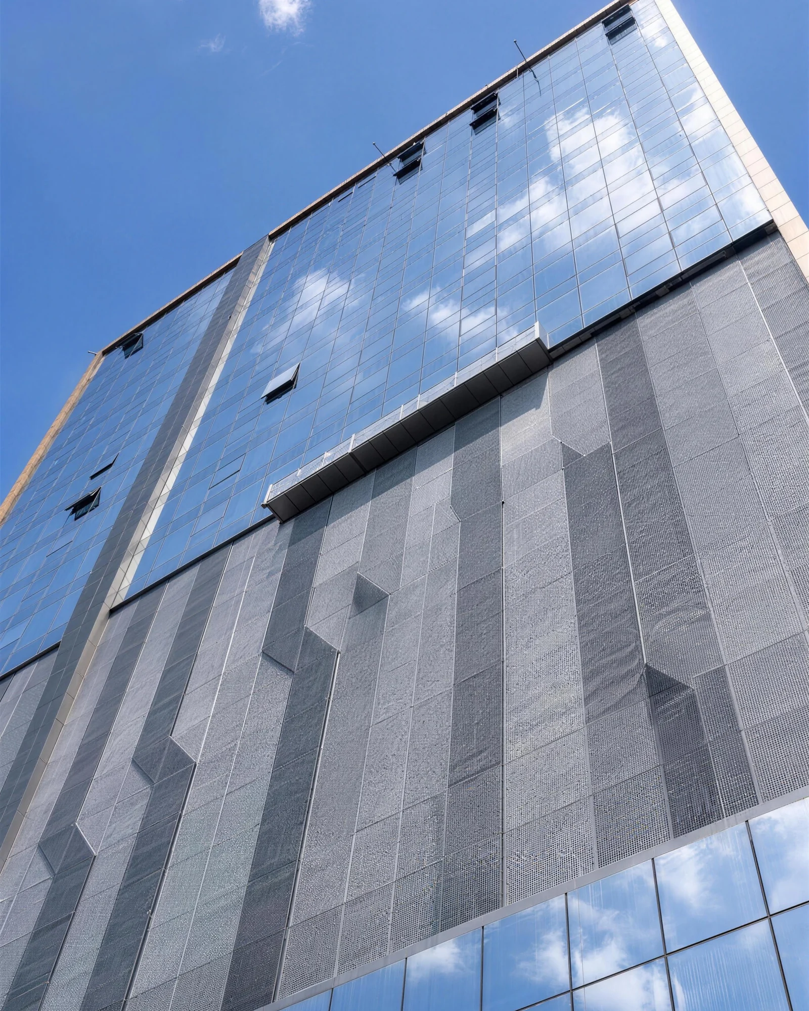 Prime Square — façade by Skywall, Mumbai